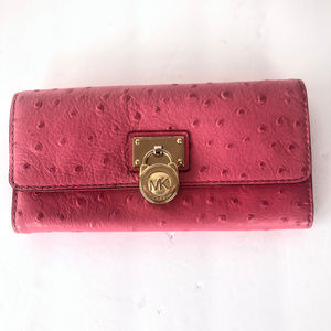Michael Kors Hamilton Bright Pink Wallet